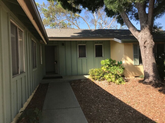 Building Photo - Great Home Near Cal Poly!