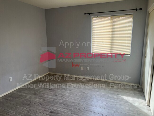 Building Photo - 17514 W Watson Ln