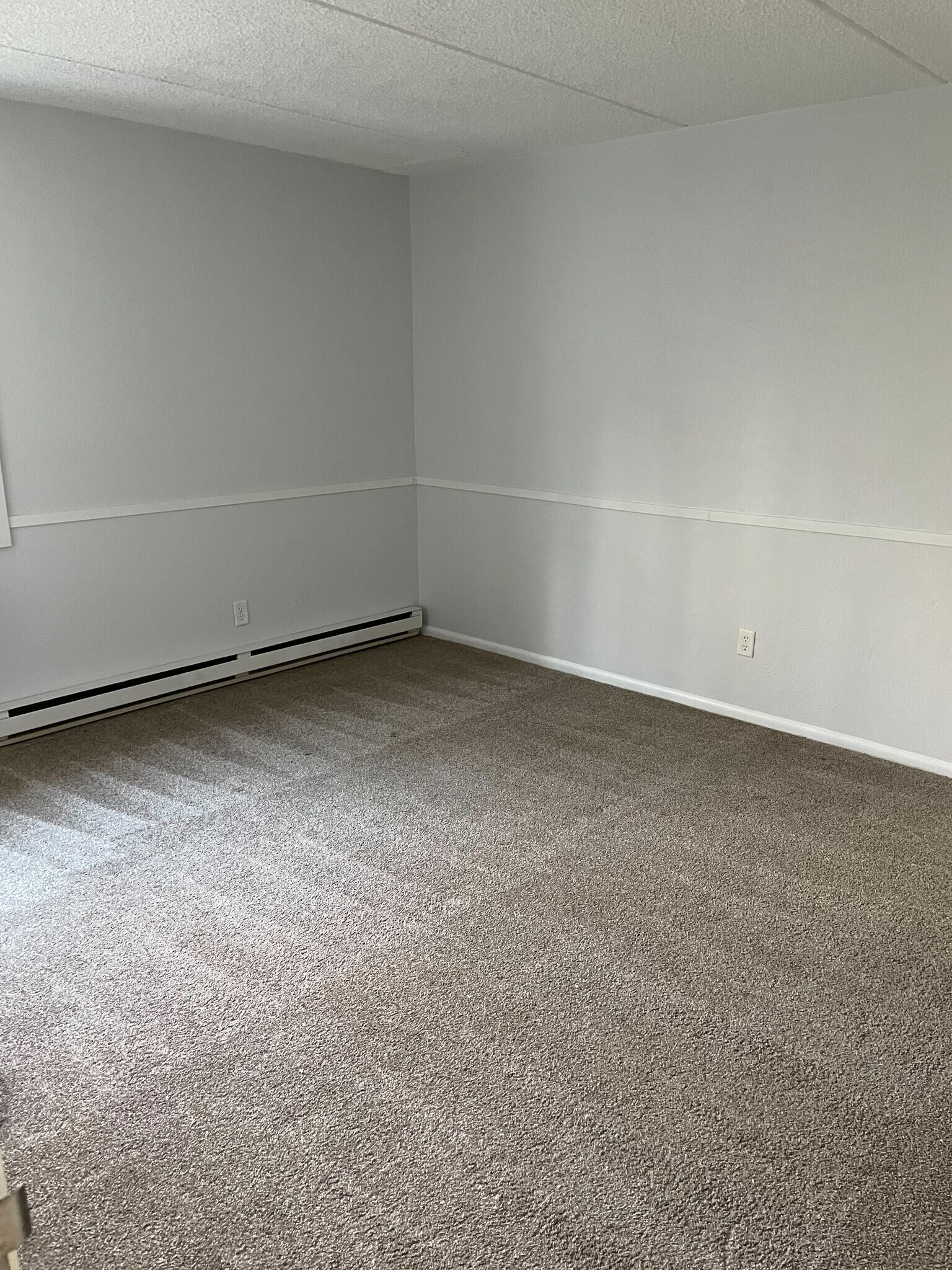 2nd Bedroom - 600 Campbell Cir