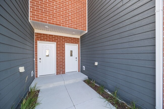 Building Photo - 1214 Gillespie Ln