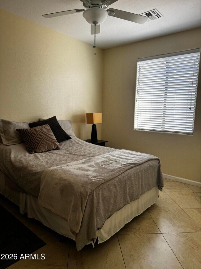 Building Photo - 18131 W Canyon Ln