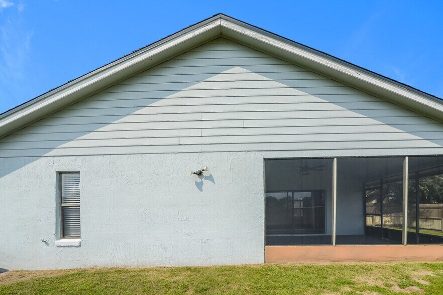 Building Photo - 3510 Buffam Pl