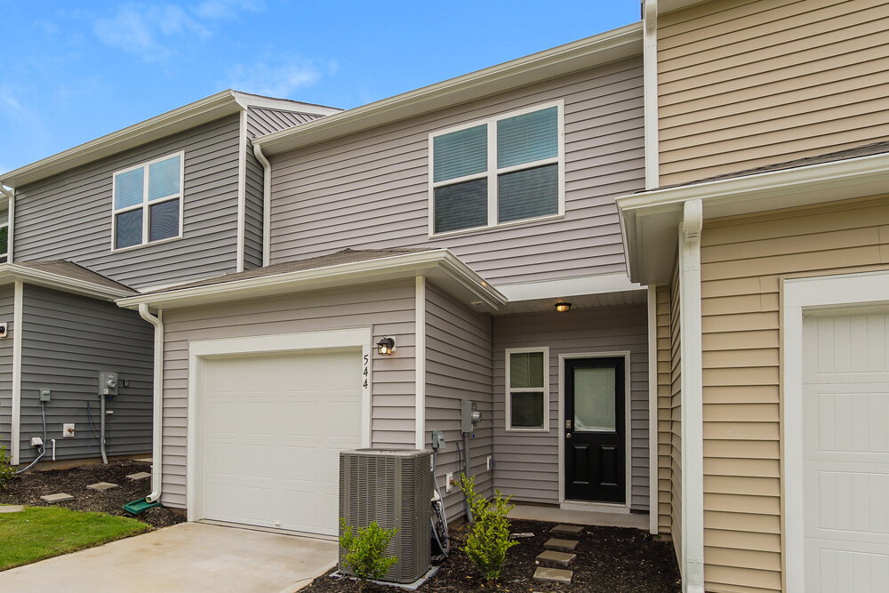 Building Photo - 544 Landing View Dr