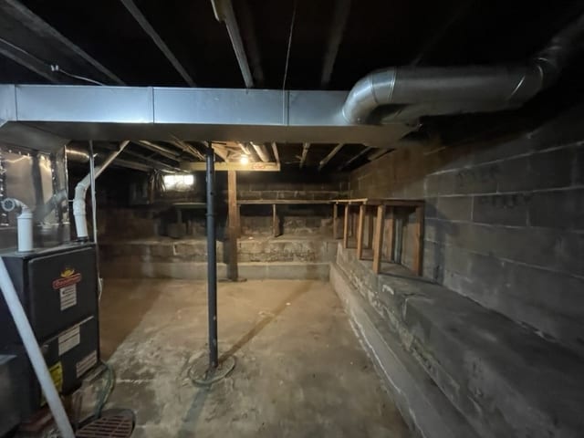 Building Photo - 1343 E Bowman St