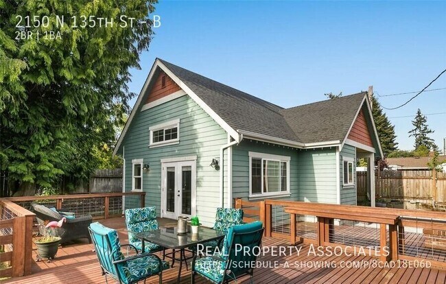 Building Photo - 2150 N 135th St