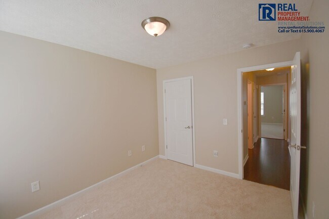 Building Photo - 2817 Painted Pony Dr