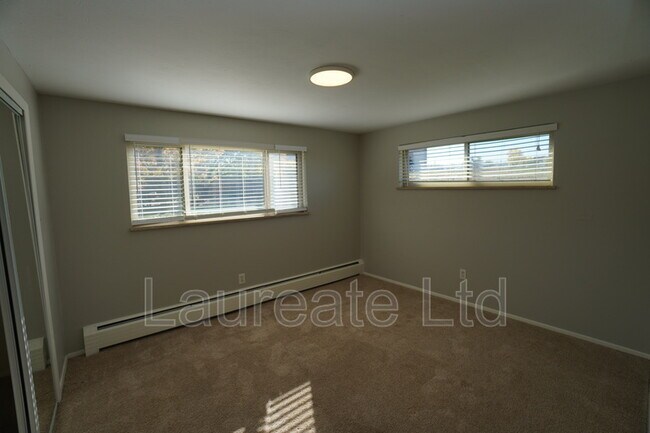 Building Photo - 761 Oak St