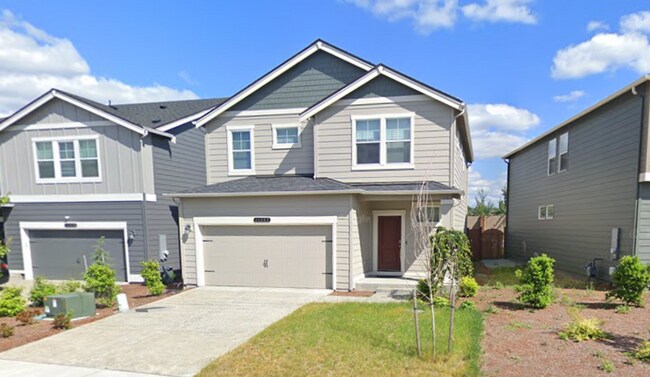 Building Photo - Beautiful large newer build 4 bedroom in Lipoma Firs!