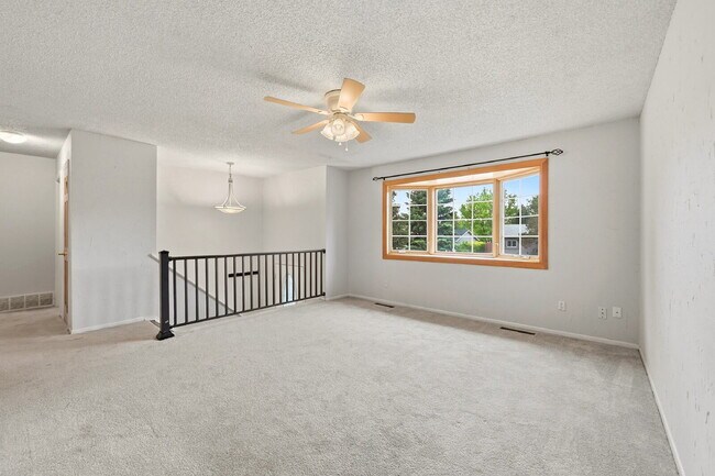 Building Photo - $2,145.95 with $300 off the first month's rent, 4 Beds - 2 Bath, Single Family Home in Colorado S...
