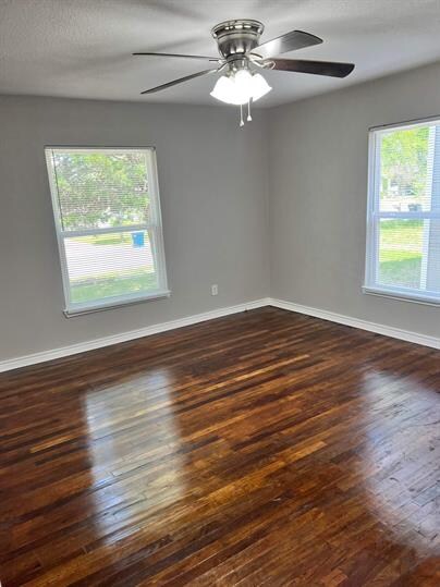 Building Photo - 1330 W Sears St