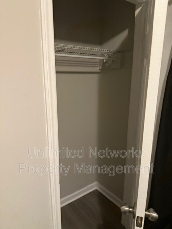 Building Photo - 151 Lawton St SW