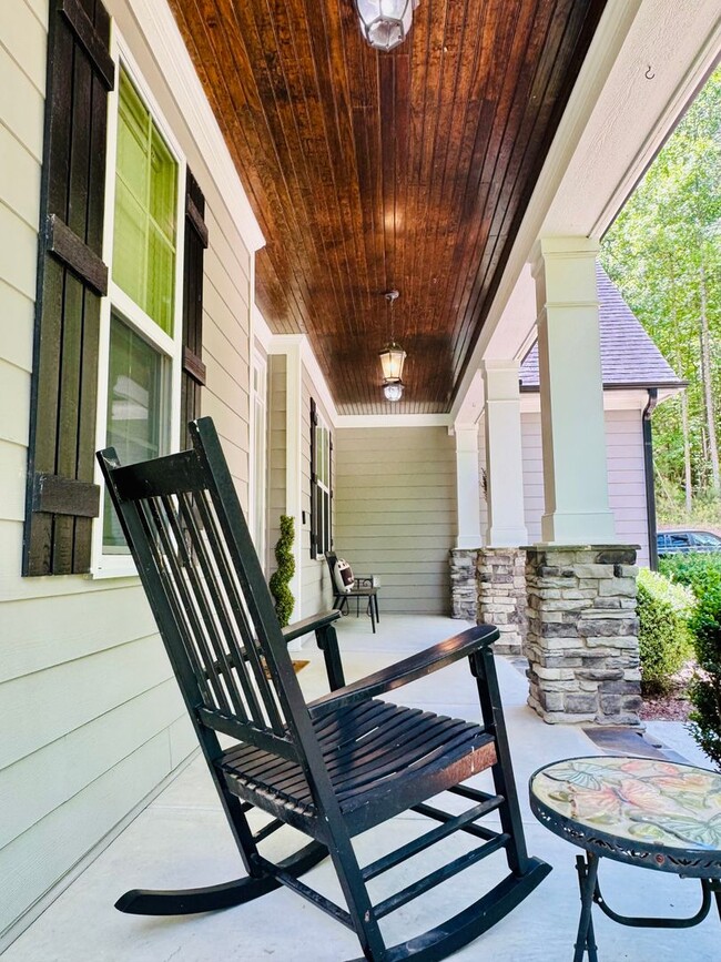 Building Photo - Beautiful Custom Built Home - Wake Forest