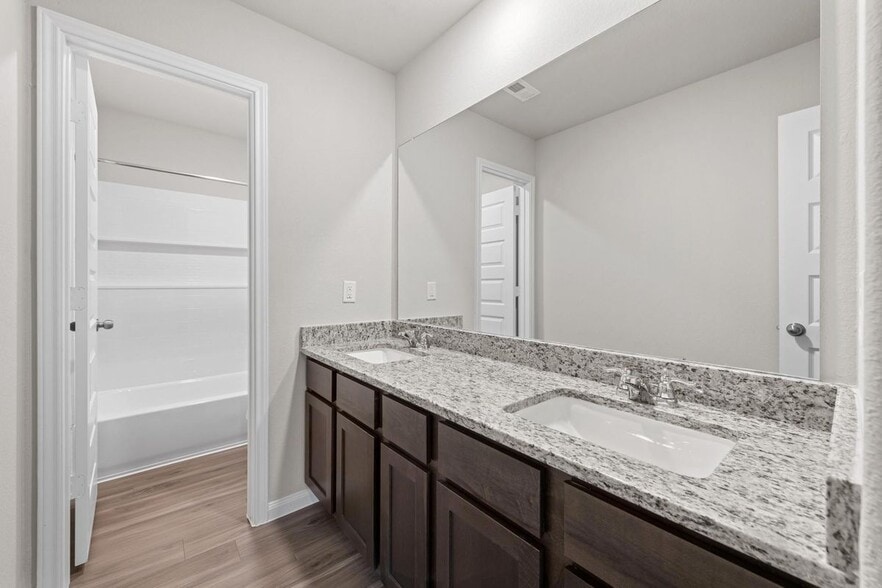 Building Photo - 13820 Goldeye Dr