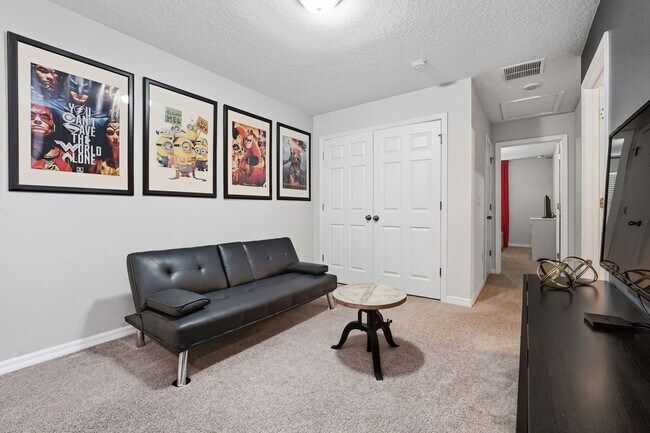 Building Photo - 1552 Carey Palm Cir