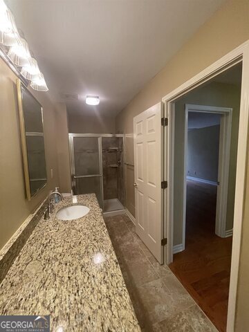 Building Photo - 242 Ebenezer Church Rd