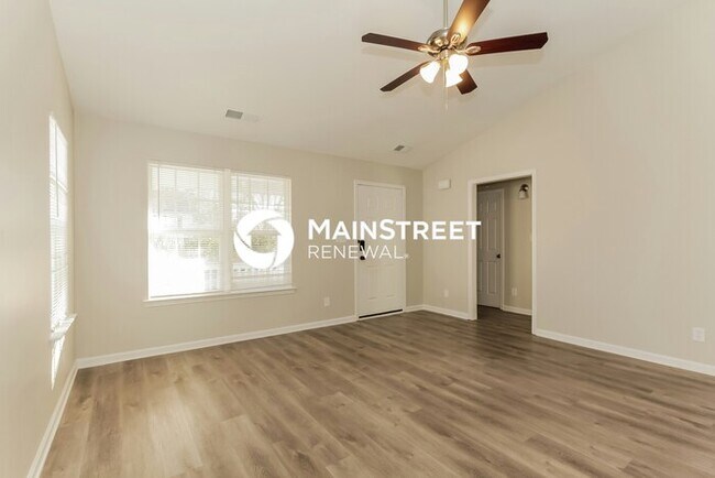 Building Photo - 3 Bedroom Pet-Friendly Home in Mooresville...