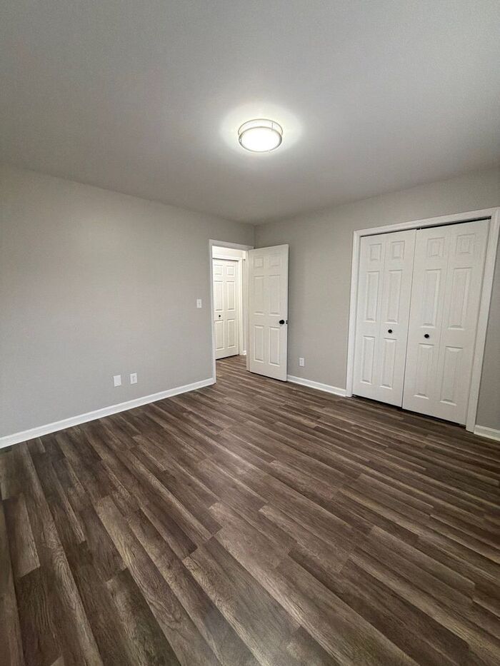 Building Photo - 10521 Going Ct