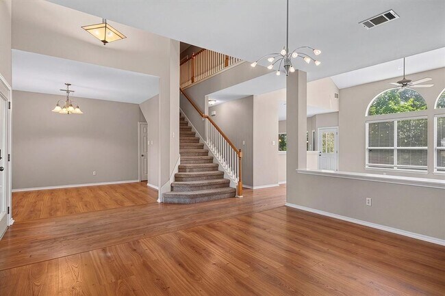 Building Photo - 7021 Gentle Oak Dr