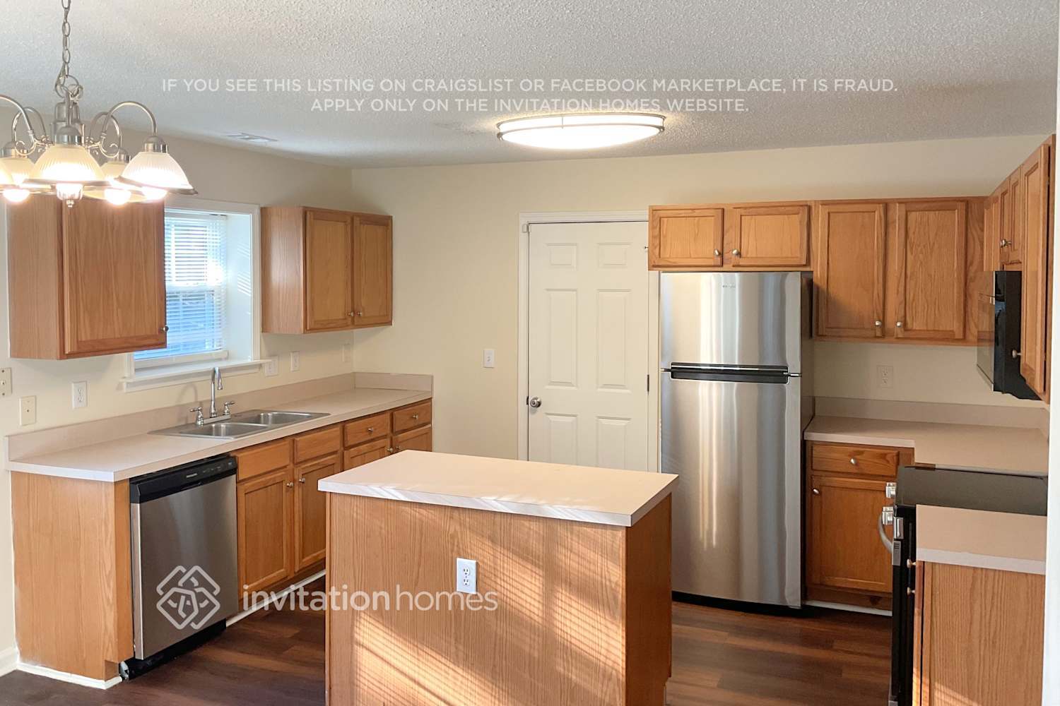 Building Photo - 3752 Cashew Dr