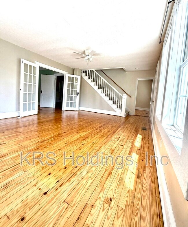 Building Photo - 3413 Thomas Jefferson Rd