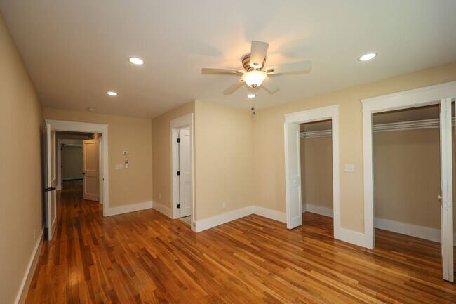 Building Photo - 49 N Amherst Rd