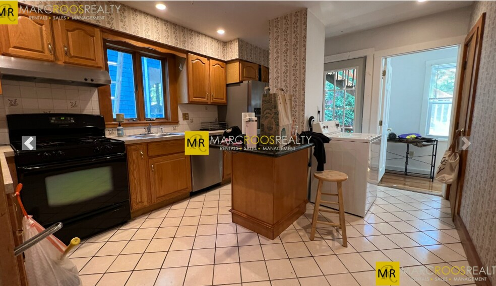 Primary Photo - 25 Chetwynd Rd