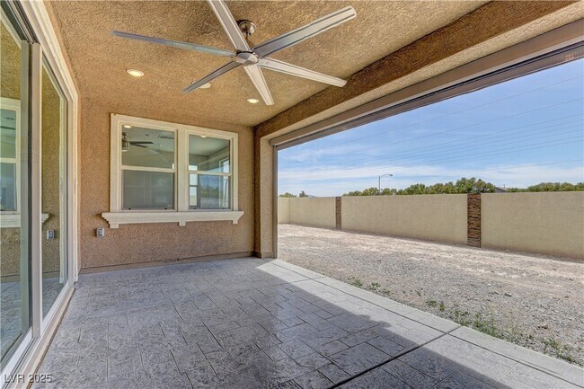 Building Photo - 1025 Bluebird Hill Ave