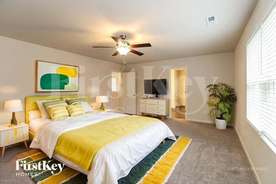 Building Photo - 1618 Dodson St