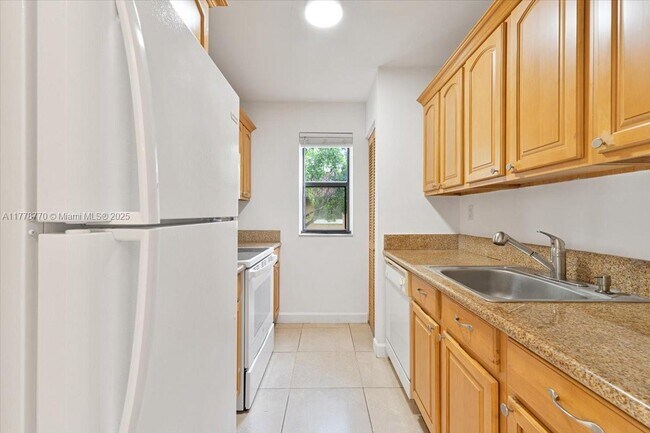 Building Photo - 15530 SW 80th St