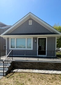 Building Photo - 512 N Harrisburg Ave