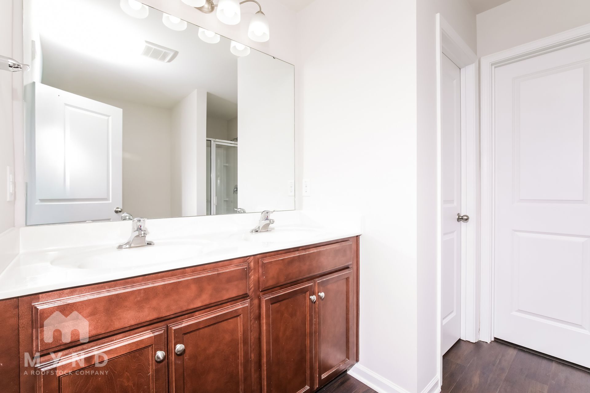 Building Photo - 700 Rose Mallow Dr