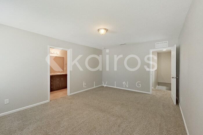 Building Photo - 1305 Mull St