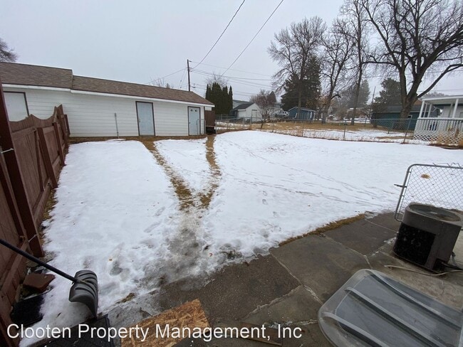 Building Photo - 4 br, 2 bath House - 2112 East Avenue D