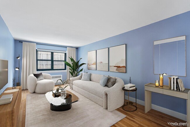 Building Photo - 102-55 67th Rd