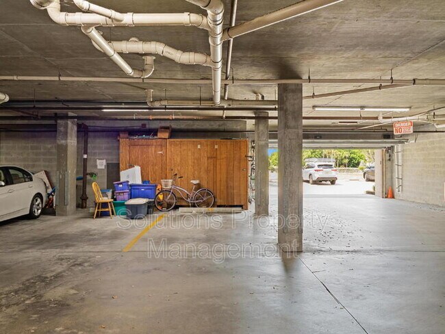 Building Photo - 190 Pinellas Ln