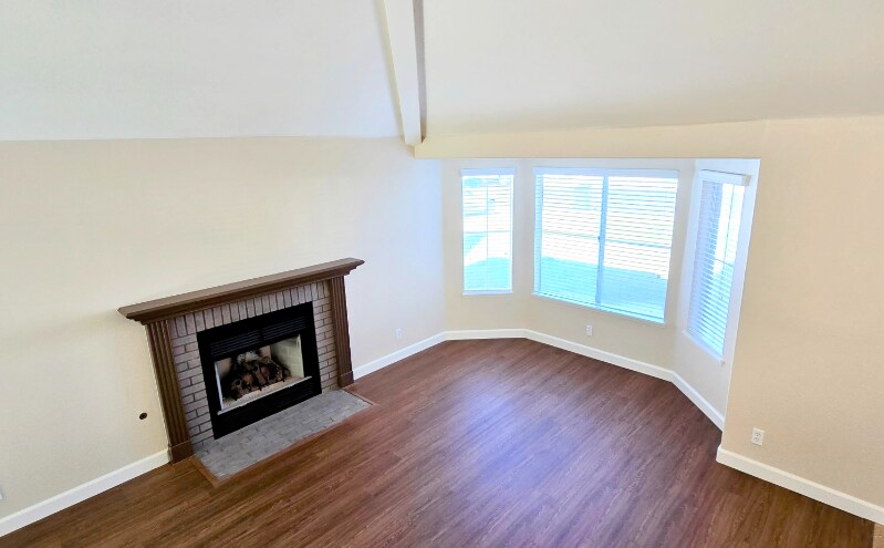 Building Photo - 23231 Joaquin Ridge Dr