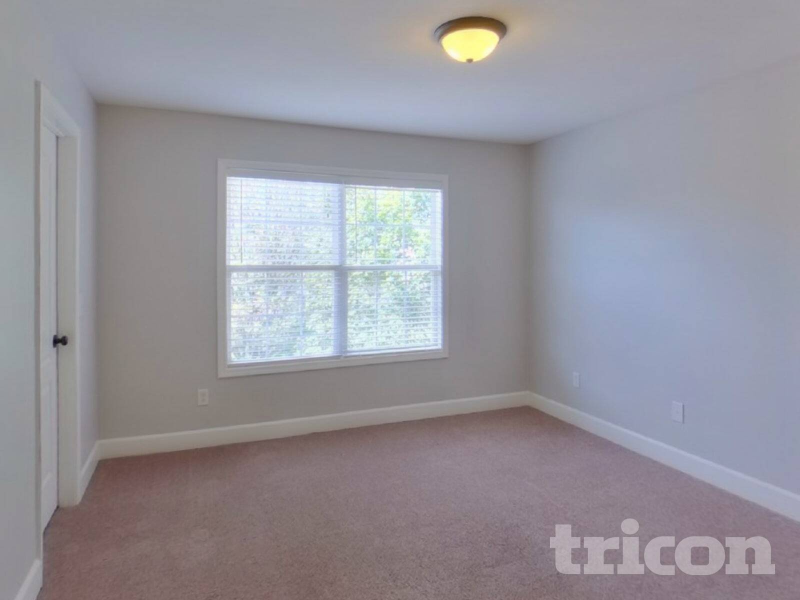 Building Photo - 1940 Portway Rd