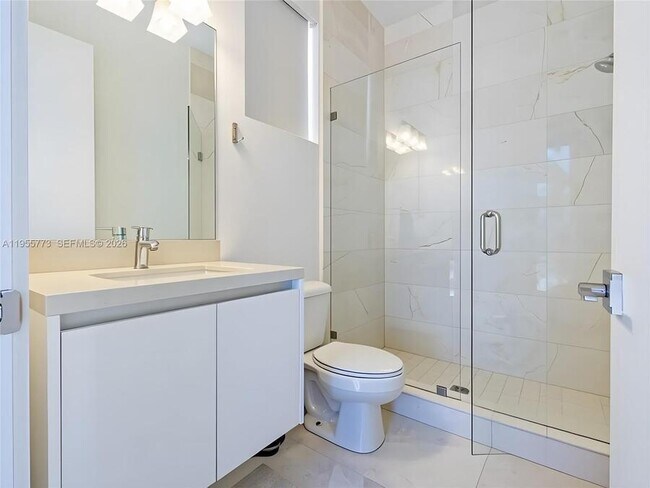 Building Photo - 7451 NW 103rd Ct