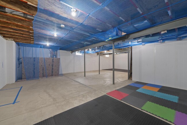 Building Photo - 6412 Dicesare Lp