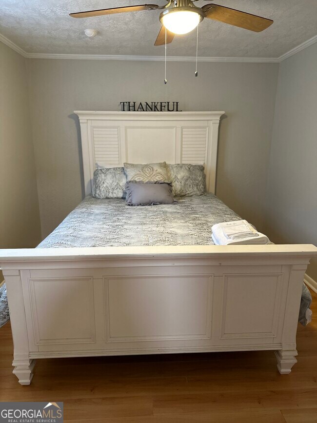 Building Photo - 1613 Apple Valley Dr