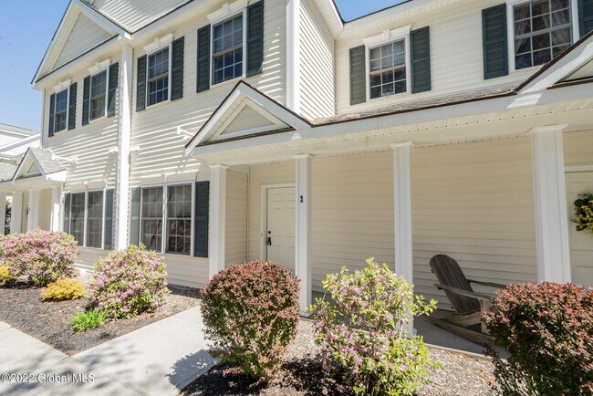 Primary Photo - 326 Ballston Ave