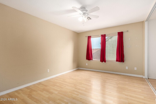 Building Photo - 2425 E Westchester Dr