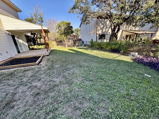 Building Photo - 7706 Sandia Bluff