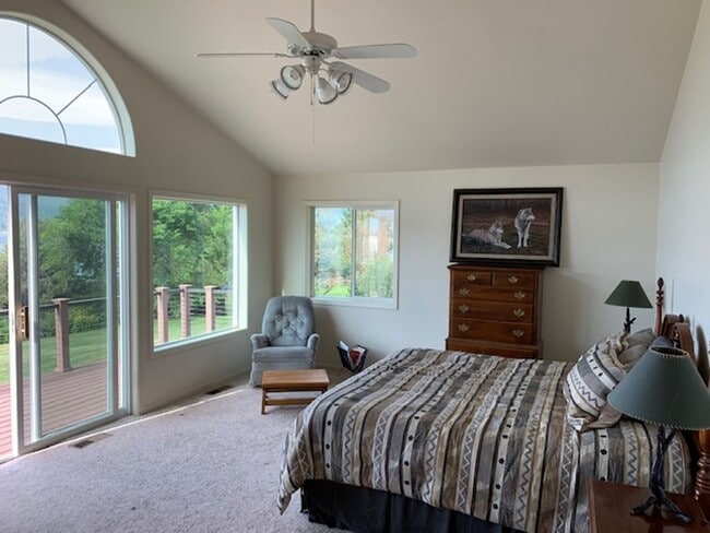 Building Photo - Lake Front Property with Orchard--Desired lease October 1st, 2026 thru May 31st 2027 (some flexib...