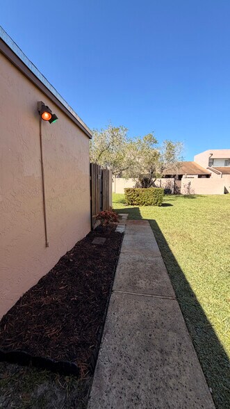 Building Photo - 1276 NW 122nd Terrace