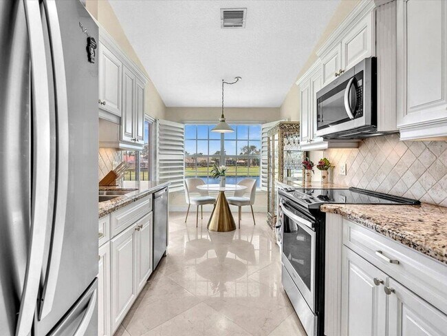 Primary Photo - 17287 Boca Club Blvd