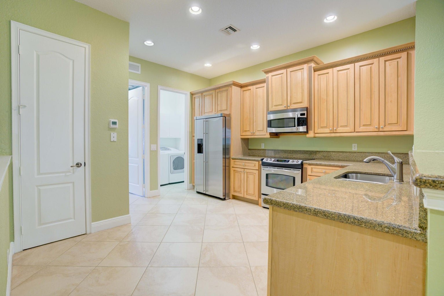 Building Photo - 5113 Artesa Way W
