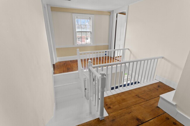 Building Photo - 80 Lafayette Rd