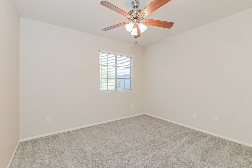 Building Photo - 6412 Yucca Ridge Ct