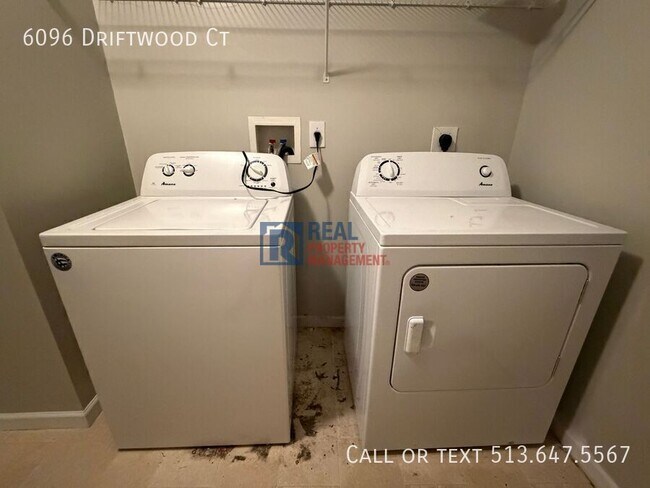 Building Photo - 6096 Driftwood Ct